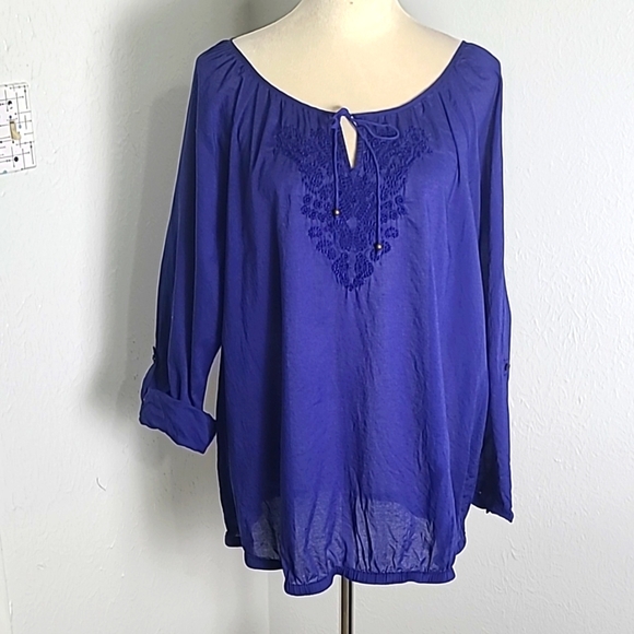 Lane Bryant Deep Blue Top With Elastic Waistband, Embroidered Neckline, Size 14 - Picture 3 of 9